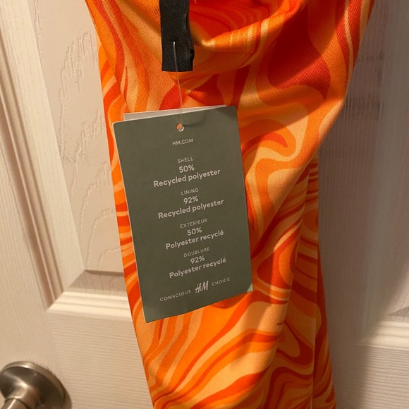 H&M Orange Patterned Dress - Picture 2 of 6